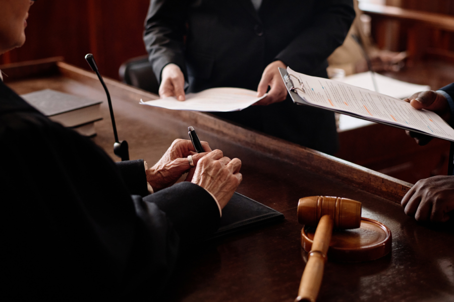 Defending Reputations: How High-Profile Individuals Can Navigate Defamation Lawsuits